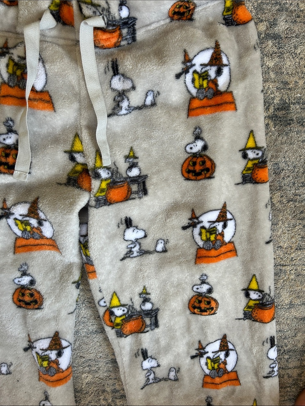 Peanuts Fleece Snoopy Halloween Pajama Bottoms - Picture 2 of 4